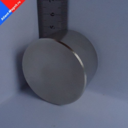Неодимовый магнит диск 50х30 мм